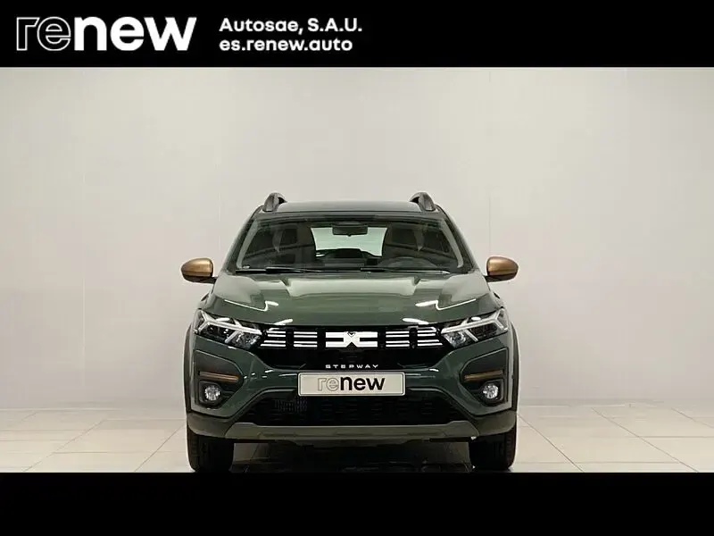 Usado Dacia Sandero Extreme 101 CV (74 kW) 2025 Verde Utilitario
