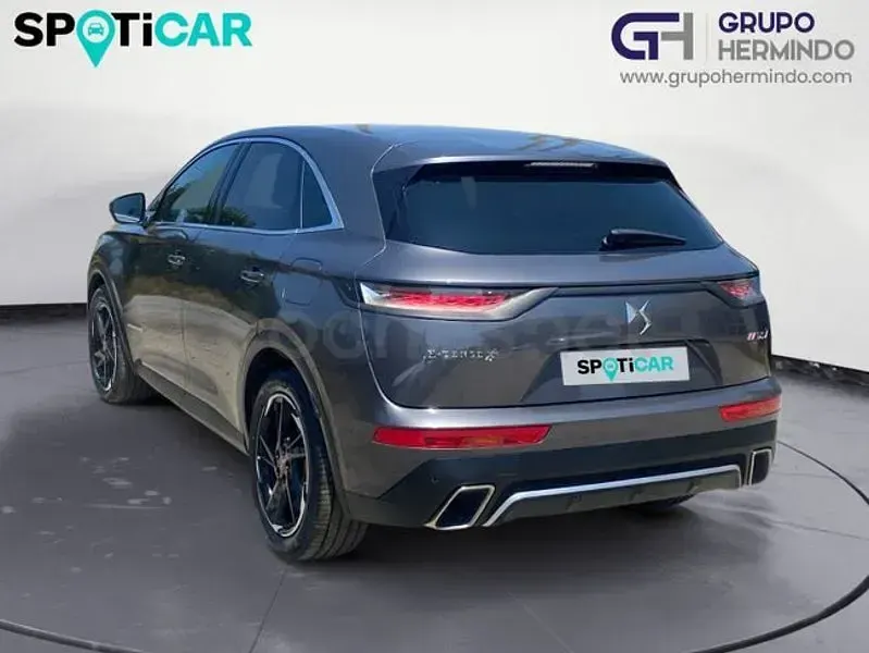 Usado DS Automobiles DS7 Crossback Performance 300 CV (220 kW) 2022 Gris / plata SUV