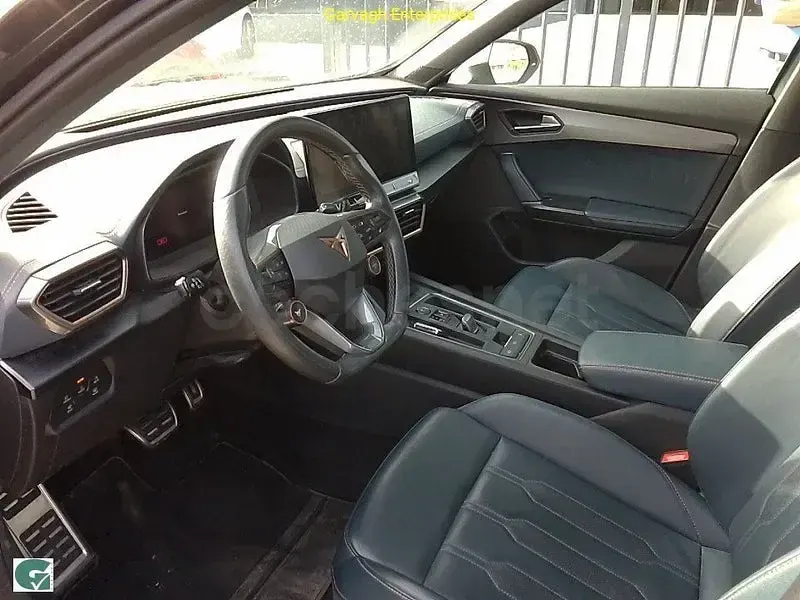 Usado Cupra Formentor VZ 310 CV (228 kW) 2021 Gris / plata SUV