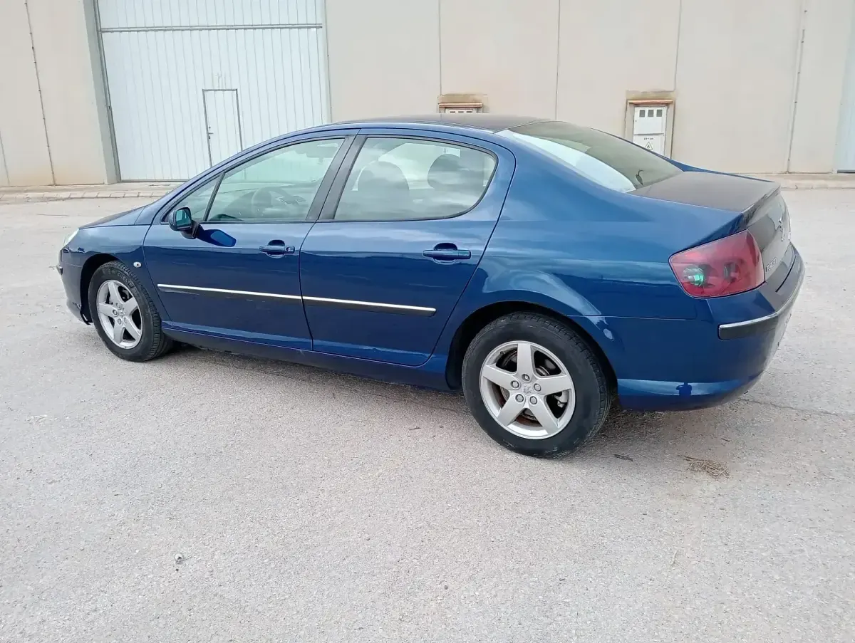 Usado Peugeot 407 Sport 136 CV (100 kW) 2006 Azul Berlina