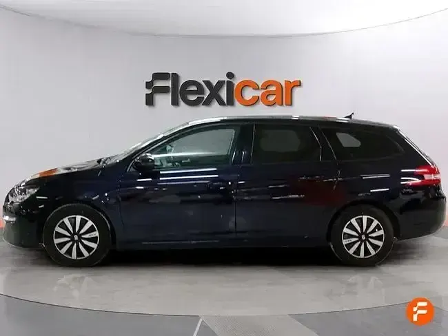 Usado Peugeot 308 SW Active 130 CV (95 kW) 2017 Negro Familiar