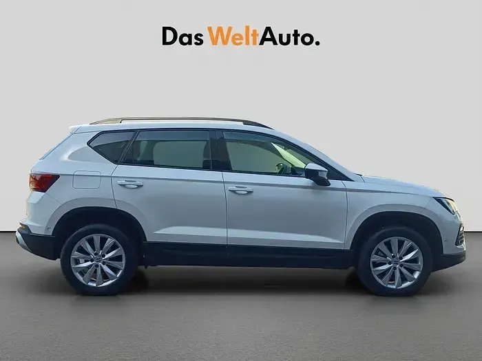 Usado Seat Ateca Style 150 CV (110 kW) 2022 Blanco SUV