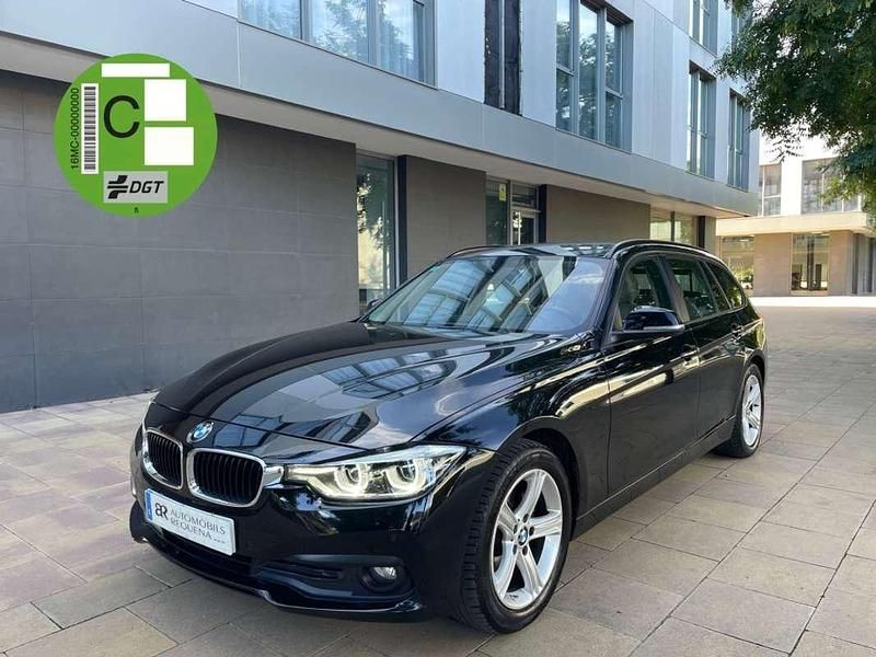Negro Usado 2015 BMW 320 Familiar | 13.850 € (Un poco caro) - Imagen 1/4