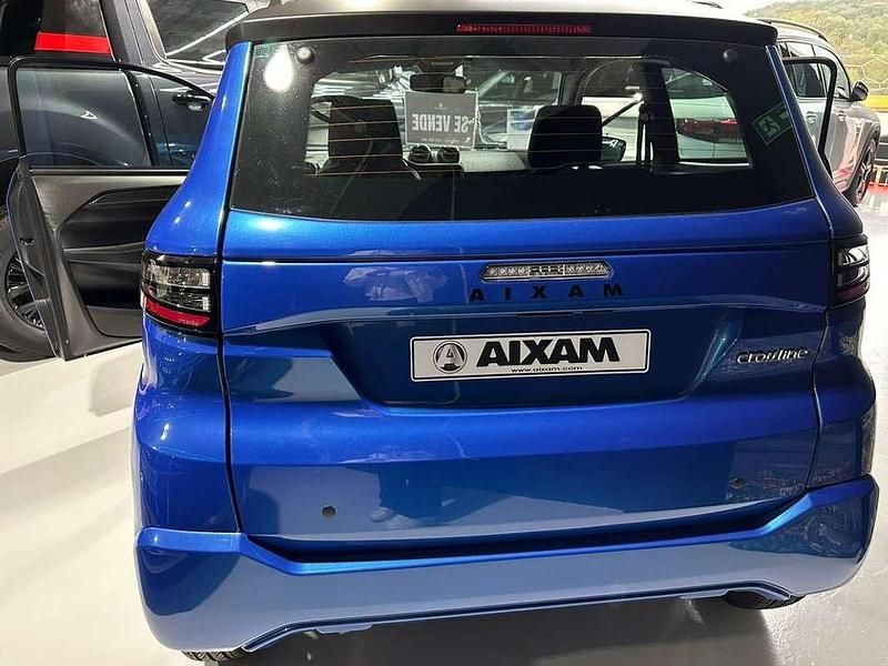 Nuevo Aixam Crossline 2025 Azul Utilitario