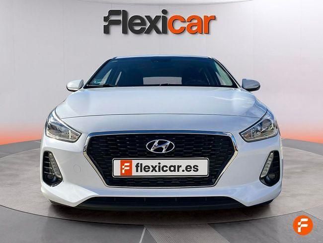 Usado Hyundai i30 120 CV (88 kW) 2017 Blanco