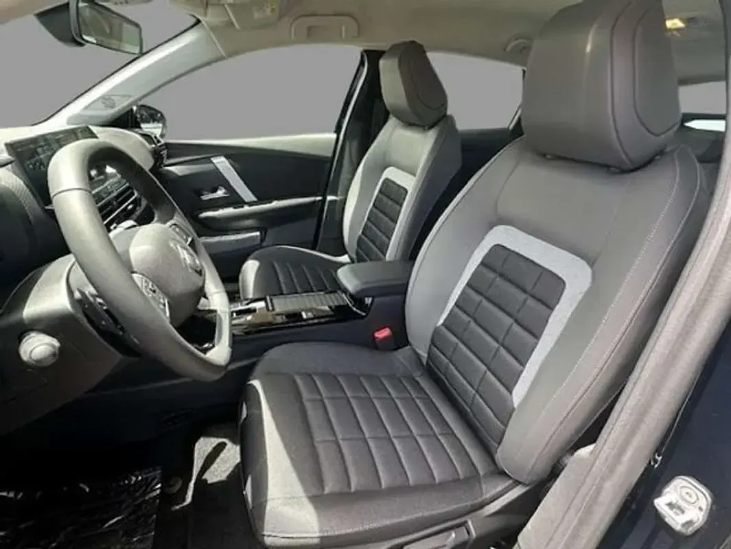 Usado Citroën C4 145 CV (106 kW) 2025 Negro SUV