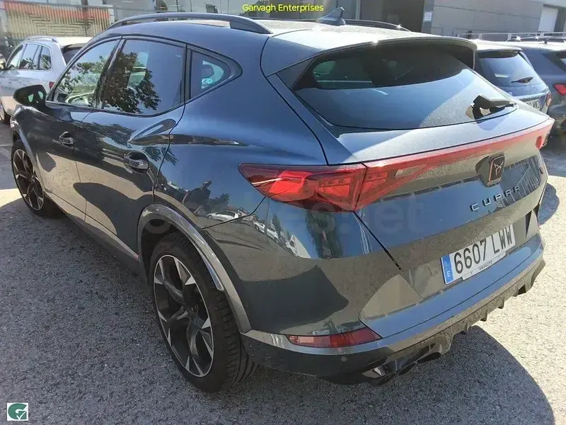 Usado Cupra Formentor VZ 310 CV (228 kW) 2022 Gris / plata SUV
