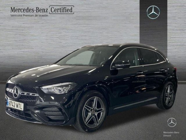 Negro cosmos Usado 2025 Mercedes GLA200 AMG line SUV | 41.500 € (Buen precio) - Imagen 1/4