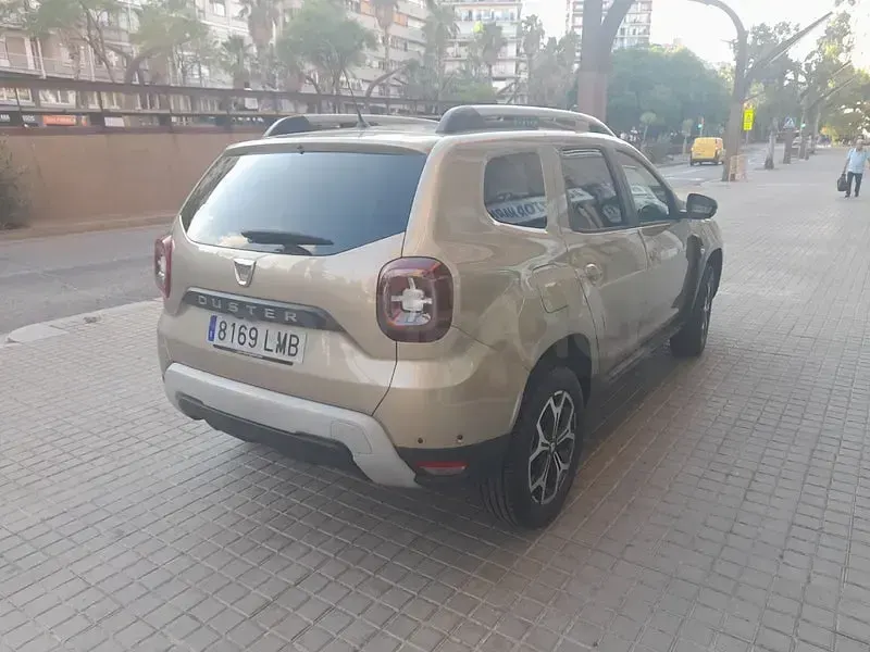 Usado Dacia Duster Comfort 115 CV (84 kW) 2020 Beige SUV