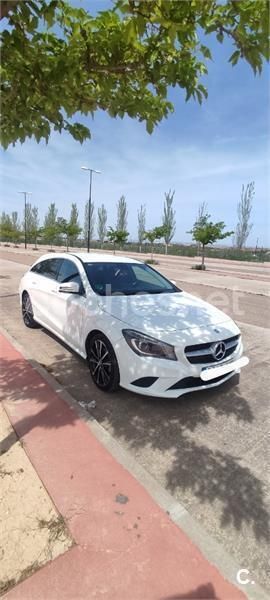 Blanco Usado 2015 Mercedes CLA200 Shooting Brake Familiar | 19.990 € (Un poco caro) - Imagen 1/4