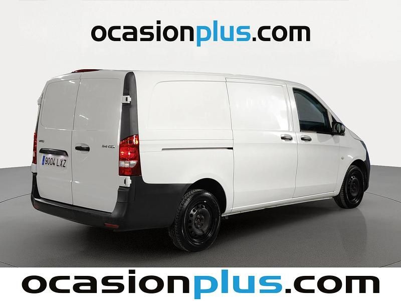 Usado Mercedes Vito 136 CV (100 kW) 2022 Blanco Van