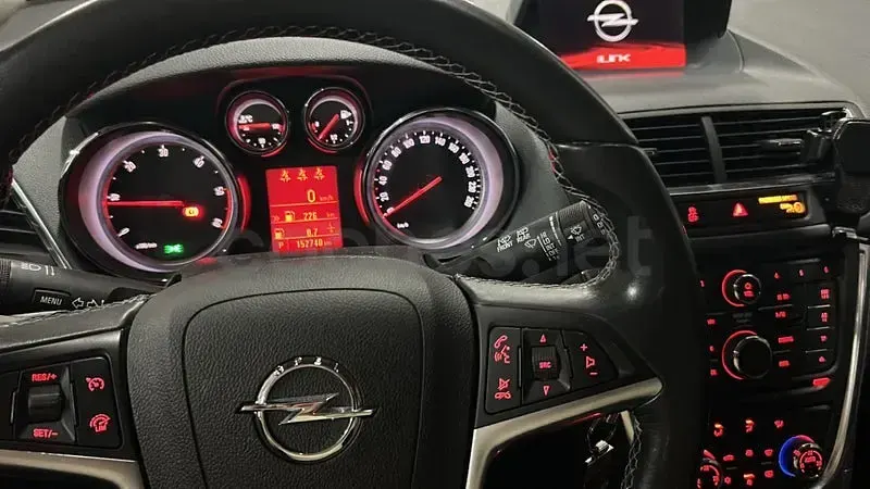 Usado Opel Mokka X Excellence 136 CV (100 kW) 2016 Blanco SUV