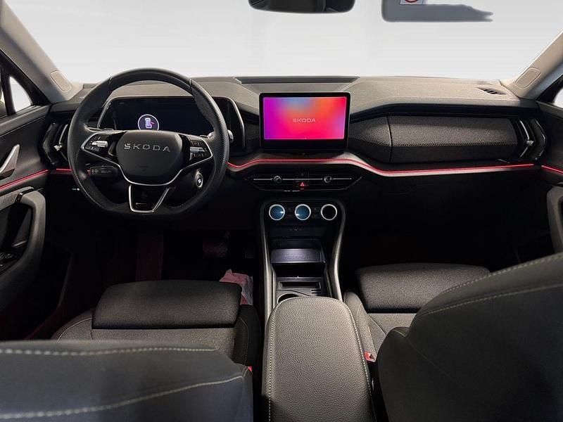 Usado Skoda Kodiaq Selection 151 CV (111 kW) 2025 Gris SUV