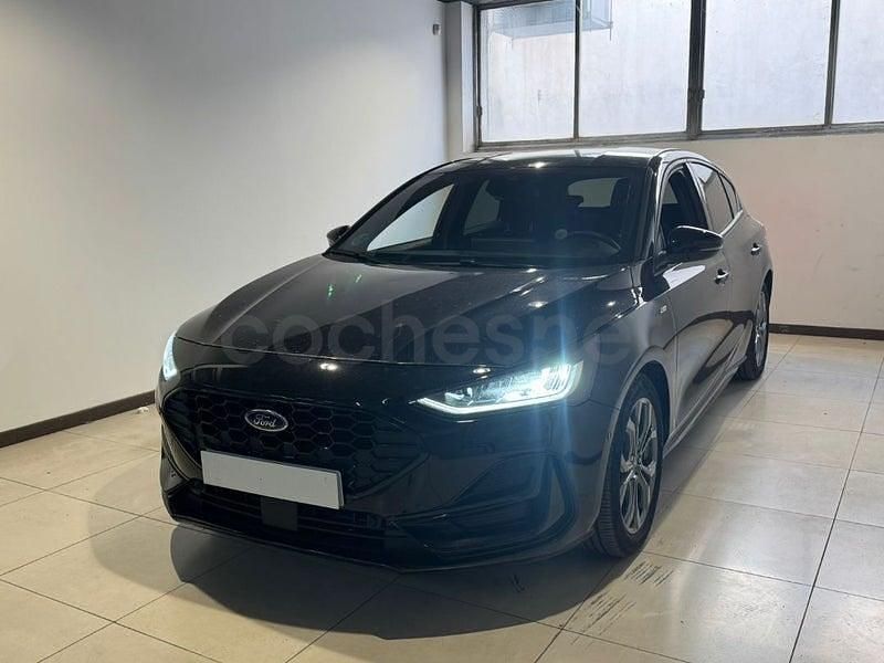 Usado Ford Focus ST-Line 125 CV (91 kW) 2025 Negro Berlina