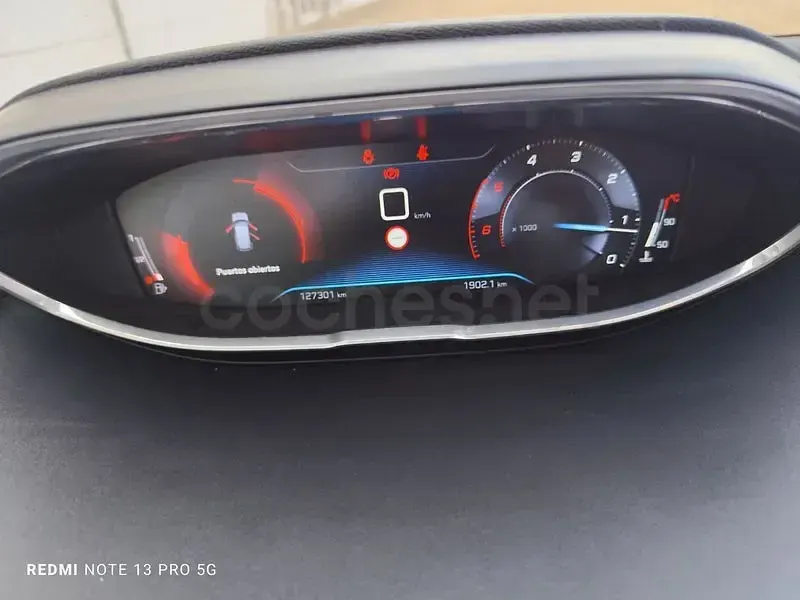 Usado Peugeot 3008 Active 130 CV (95 kW) 2018 Blanco SUV