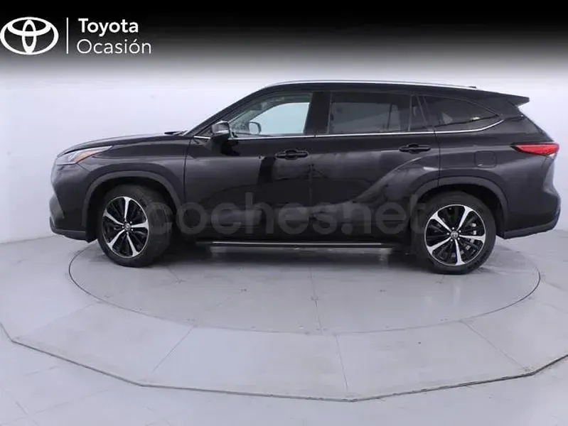 Usado Toyota Highlander Luxury 246 CV (180 kW) 2022 Marrón SUV