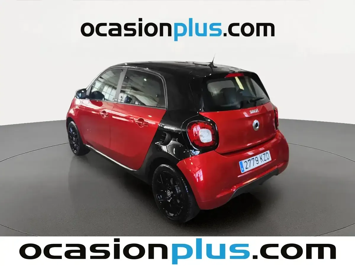 Usado Smart ForFour 90 CV (66 kW) 2019 Rojo Utilitario