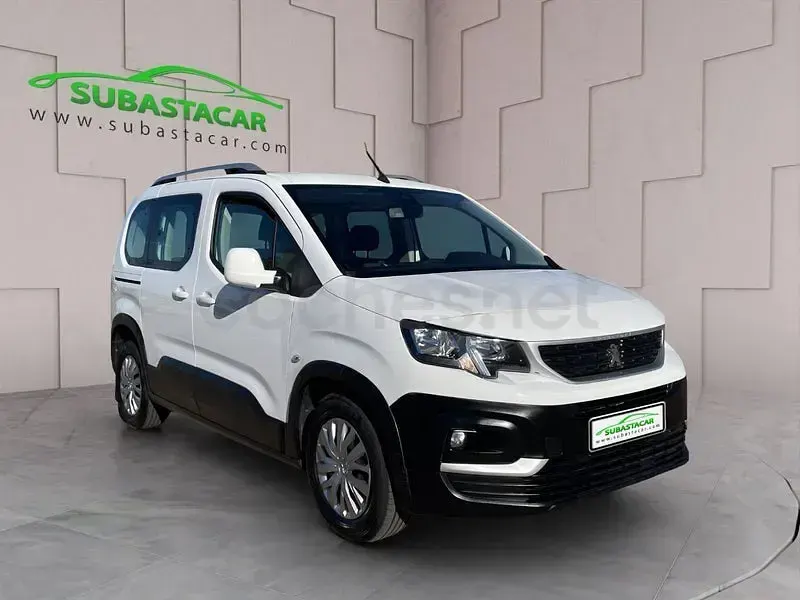 Käytetty Peugeot Rifter Access 75 HP (55 kW) 2019 Valkoinen Tila-auto