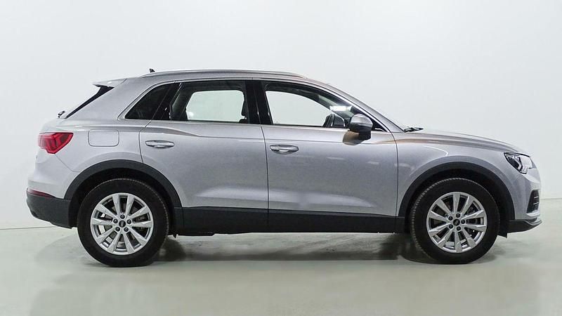 Usado Audi Q3 Advanced Plus 245 CV (180 kW) 2022 Gris SUV