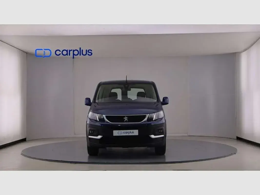 Usado Peugeot Rifter Active 100 CV (73 kW) 2021 Azul Monovolumen