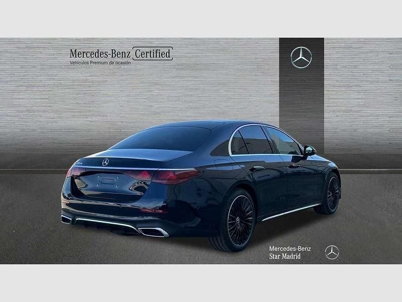 Usado Mercedes E300 313 CV (230 kW) 2025 Azul Berlina