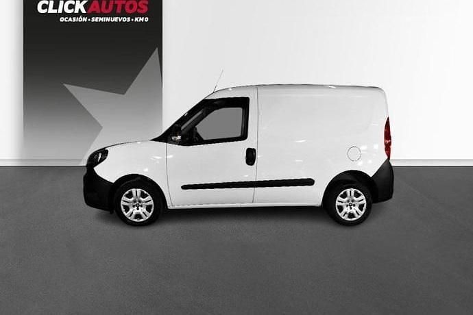 Usado Fiat Doblò 90 CV (66 kW) 2022 Monovolumen