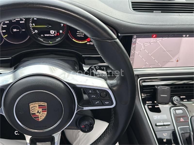 Occasion Porsche Panamera Sport Turismo 462 PK (339 kW) 2019 Zwart Stationwagen