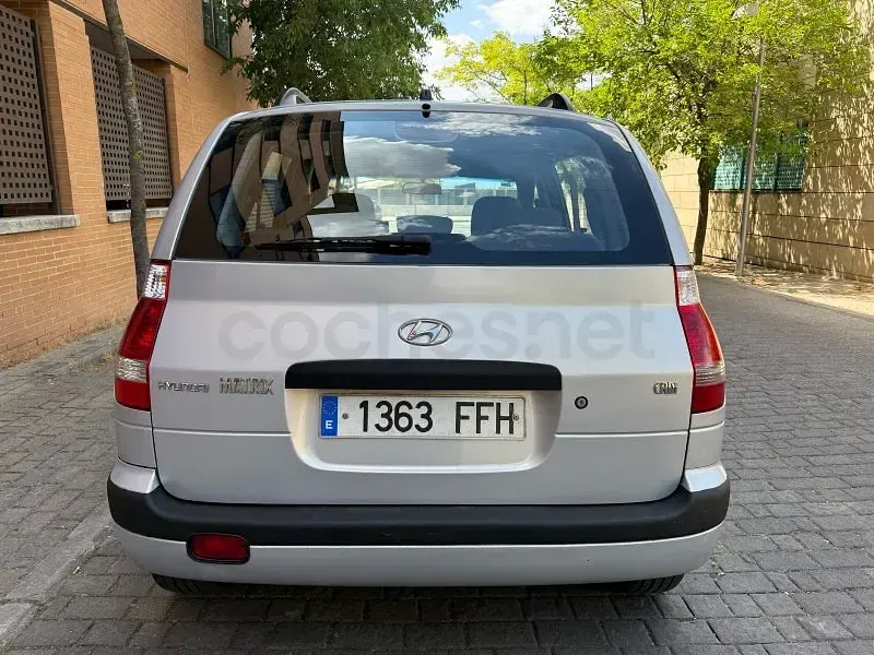 Usado Hyundai Matrix GLS 110 CV (80 kW) 2006 Gris / plata Monovolumen
