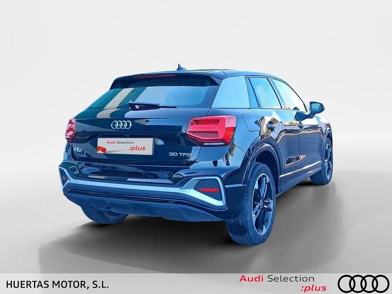 Usado Audi Q2 S-Line 116 CV (85 kW) 2025 Negro SUV