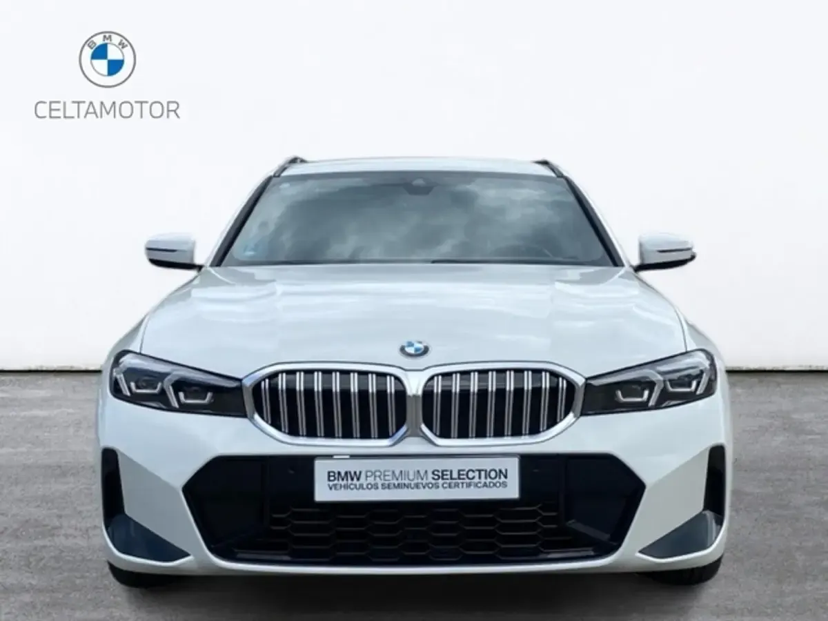 Usado BMW 320 Comfort Edition 190 CV (139 kW) 2025 Blanco Familiar