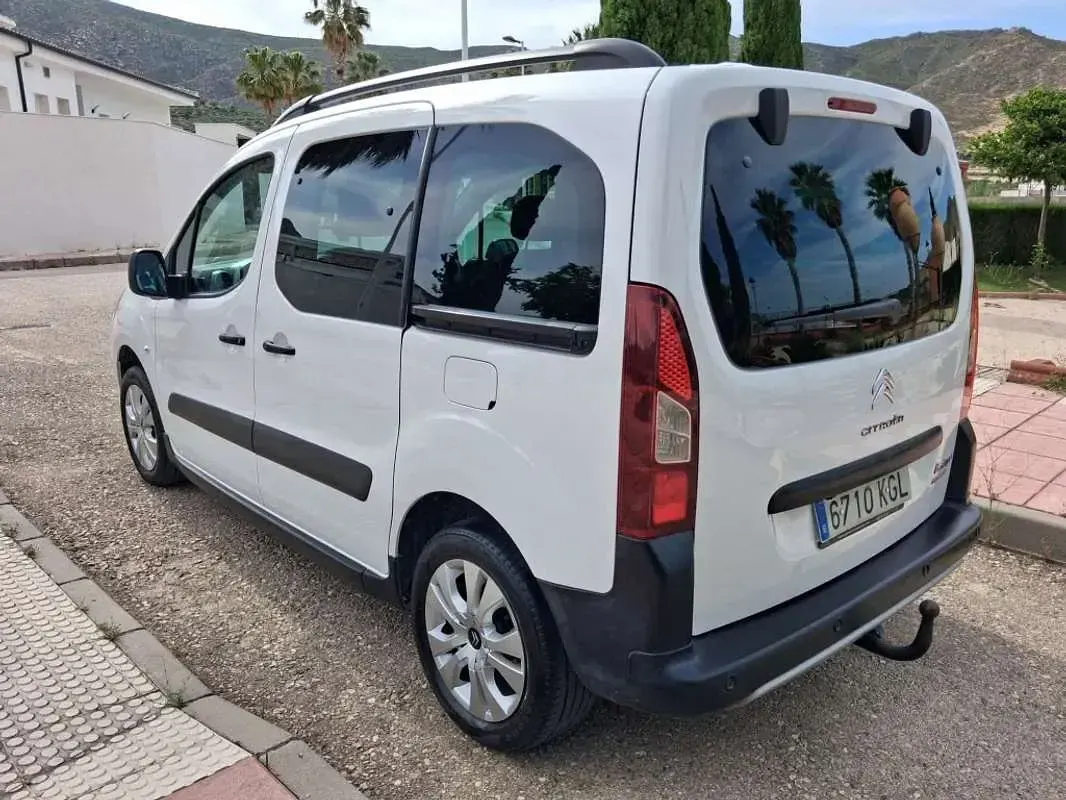 Usado Citroën Berlingo 99 CV (72 kW) 2017 Monovolumen