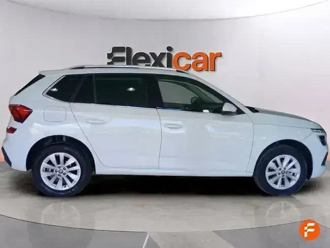 Usado Skoda Kamiq 115 CV (84 kW) 2025 Blanco SUV