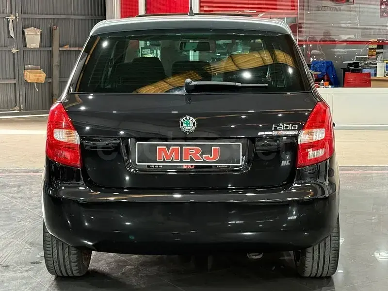 Occasion Skoda Fabia Sport 105 PK (77 kW) 2011 Zwart Sedan