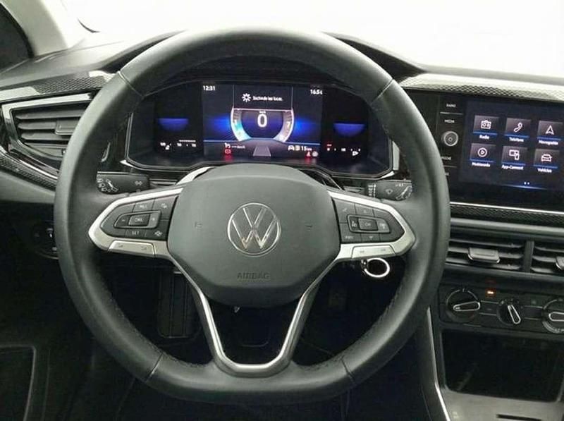 Usado VW Polo Life 95 CV (69 kW) 2023 Blanco Utilitario