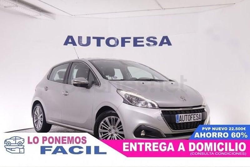 Usado Peugeot 208 Allure 82 CV (60 kW) 2018 Gris Utilitario