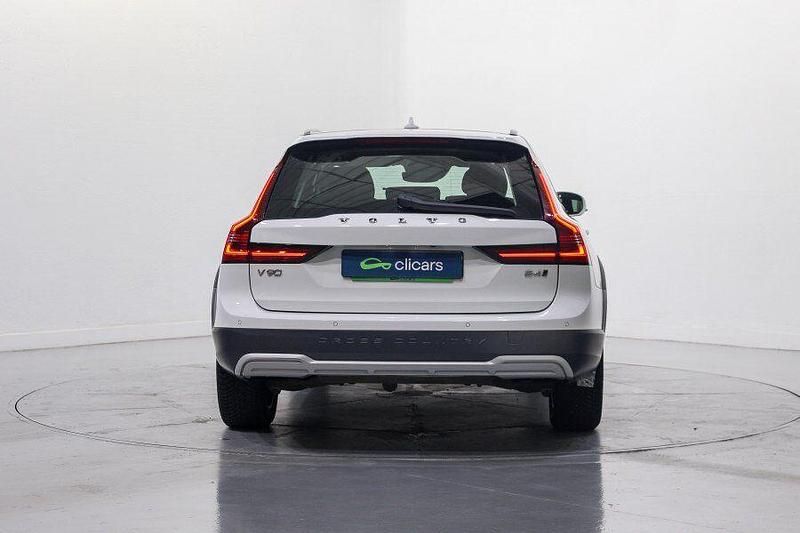 Usado Volvo V90 CC Pro 197 CV (144 kW) 2021 Blanco Familiar
