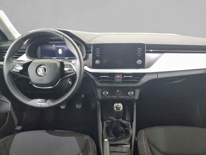 Usado Skoda Kamiq Ambition 110 CV (80 kW) 2024 Rojo SUV