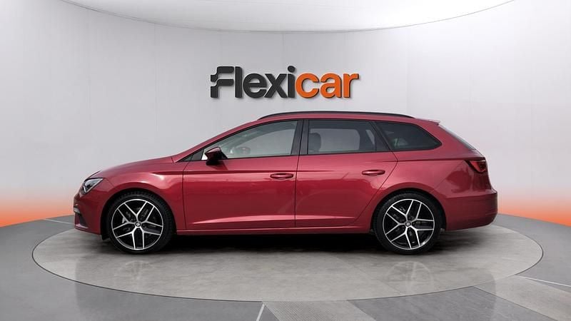 Usado Seat Leon FR 150 HP (110 kW) 2019 Vermelho Sedan