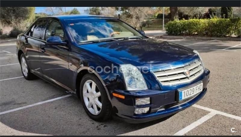 Usado Cadillac STS 257 CV (189 kW) 2007 Azul Berlina