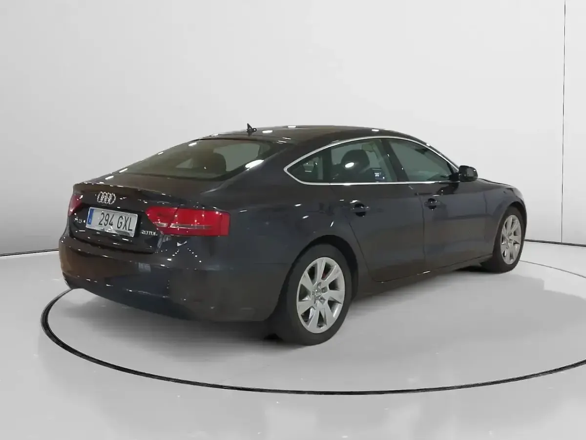 Usado Audi A5 171 HP (125 kW) 2010 Coupé