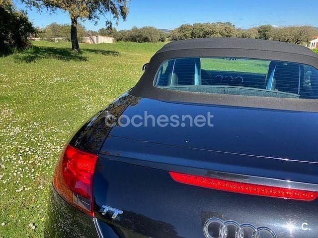 Usado Audi TT Roadster 200 CV (147 kW) 2008 Negro Descapotable