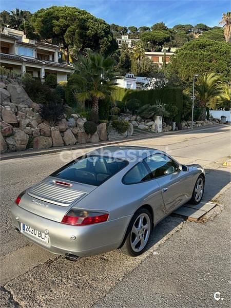 Usado Porsche 911 Carrera 4 300 CV (220 kW) 2001 Gris / plata Coupe