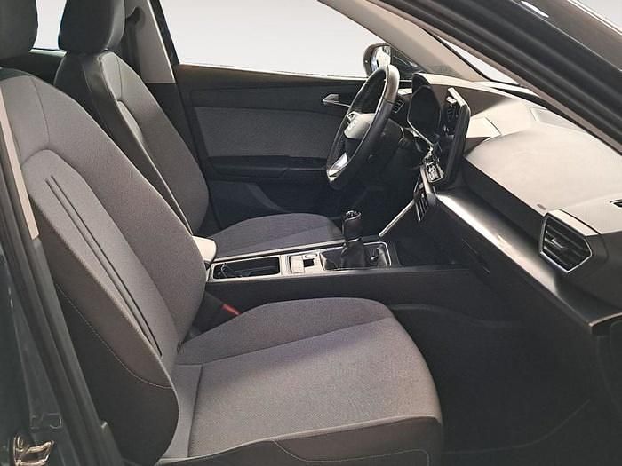 Usado Seat Leon Style 116 CV (85 kW) 2025 Azul