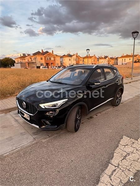 Usado MG ZS Comfort 106 CV (77 kW) 2022 Negro Berlina