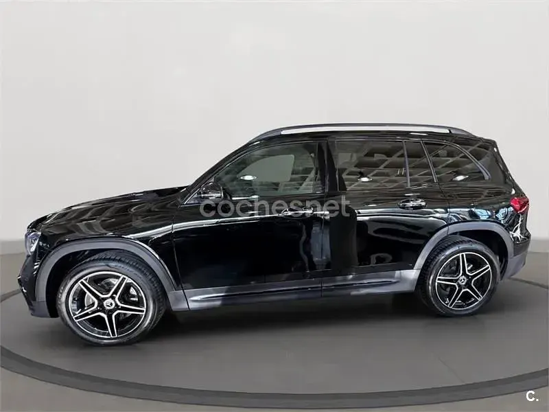 Usado Mercedes GLB200 163 CV (119 kW) 2025 Negro SUV