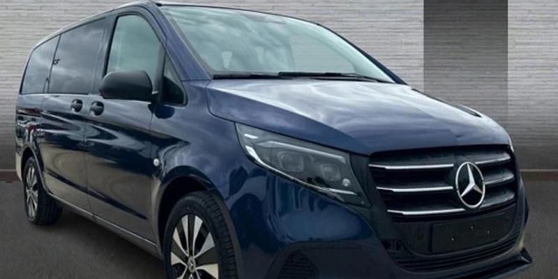 Nuevo Mercedes Vito 136 CV (100 kW) 2026 Azul Van