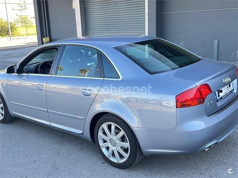 Usado Audi A4 S-Line 140 CV (102 kW) 2008 Gris / plata Berlina
