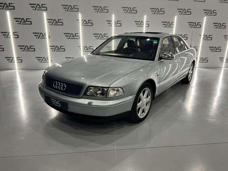 Usado Audi S8 340 CV (250 kW) 1998 Gris Berlina