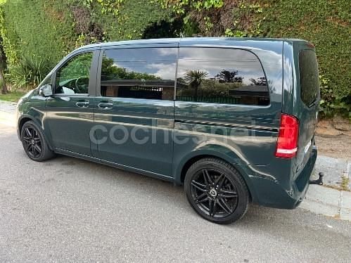Usado Mercedes V300 Avantgarde 239 CV (175 kW) 2022 Verde Monovolumen