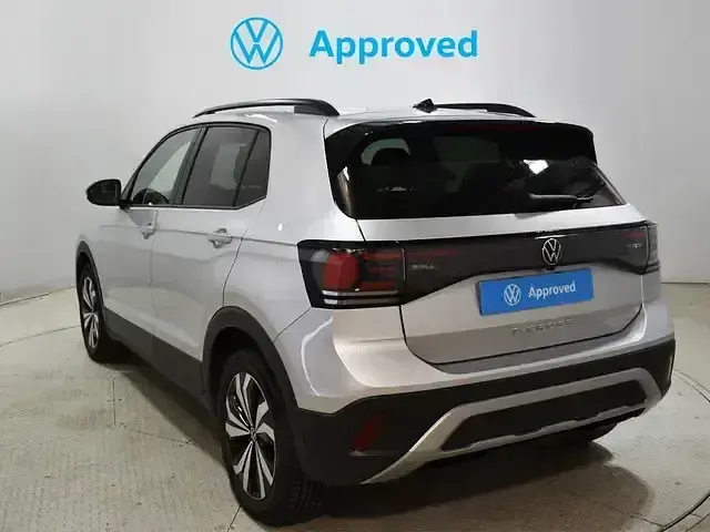 Usado VW T-Cross 115 CV (84 kW) 2025 Gris / plata SUV